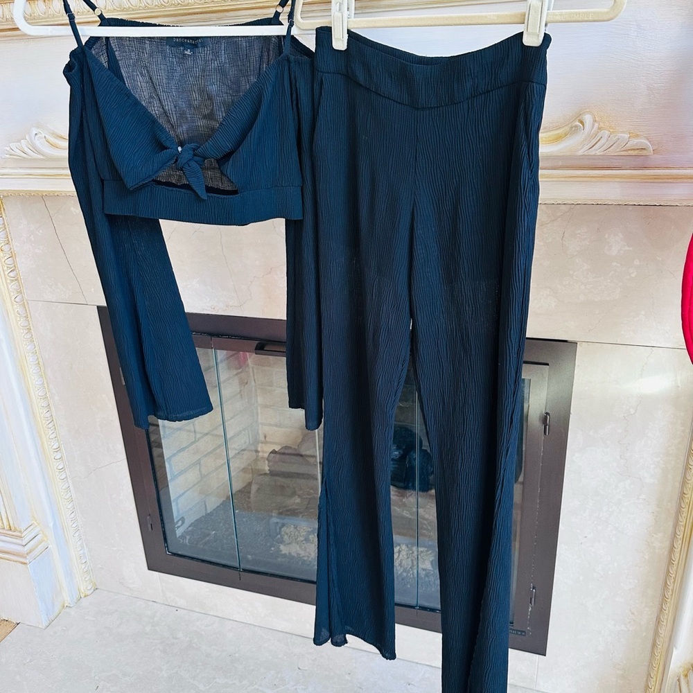 Two-Piece Pant Set - Picture 3 of 16